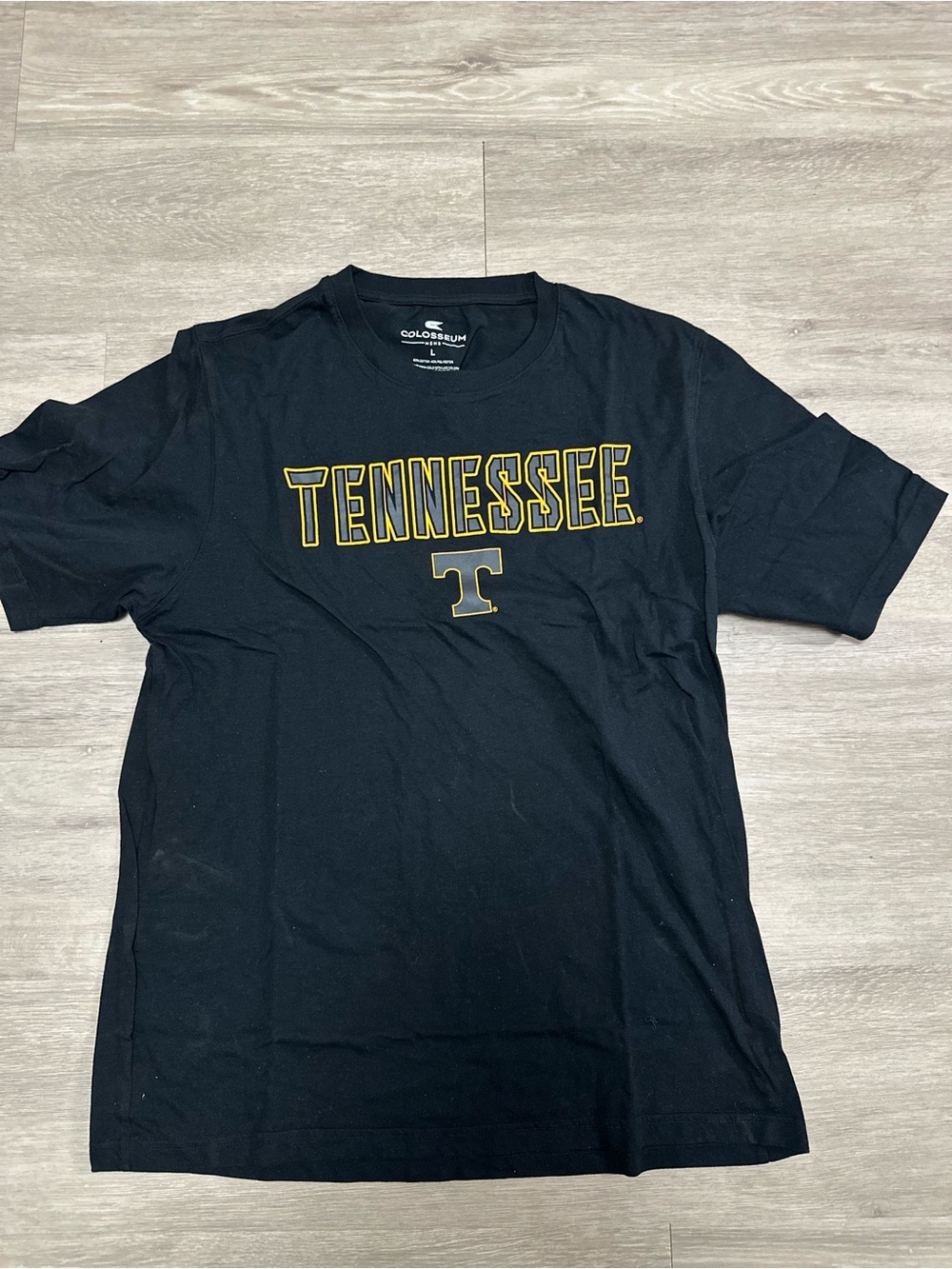 **NEW** Colosseum Black Tennessee Short-Sleeve Tee with Gold Logo Sz L